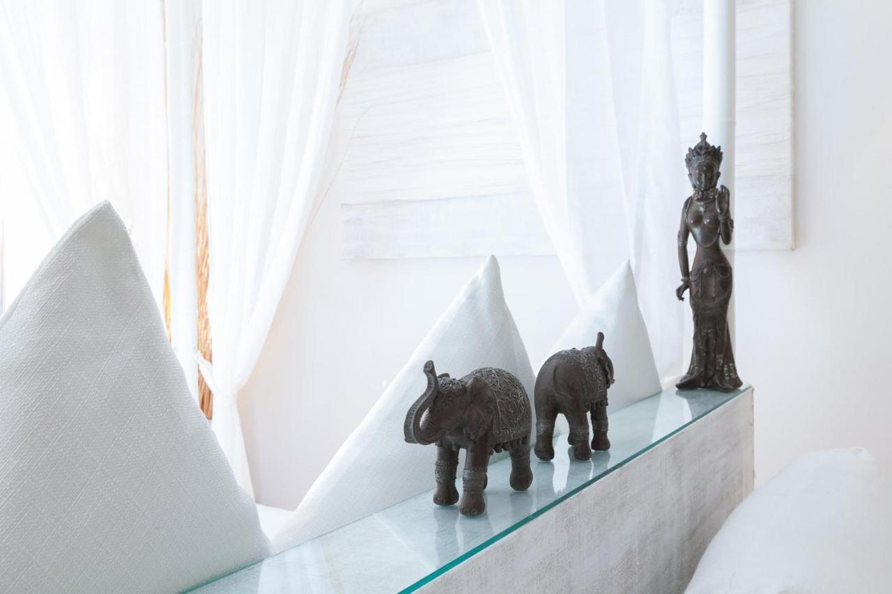 Piazza Navona White Penthouse Lejlighed